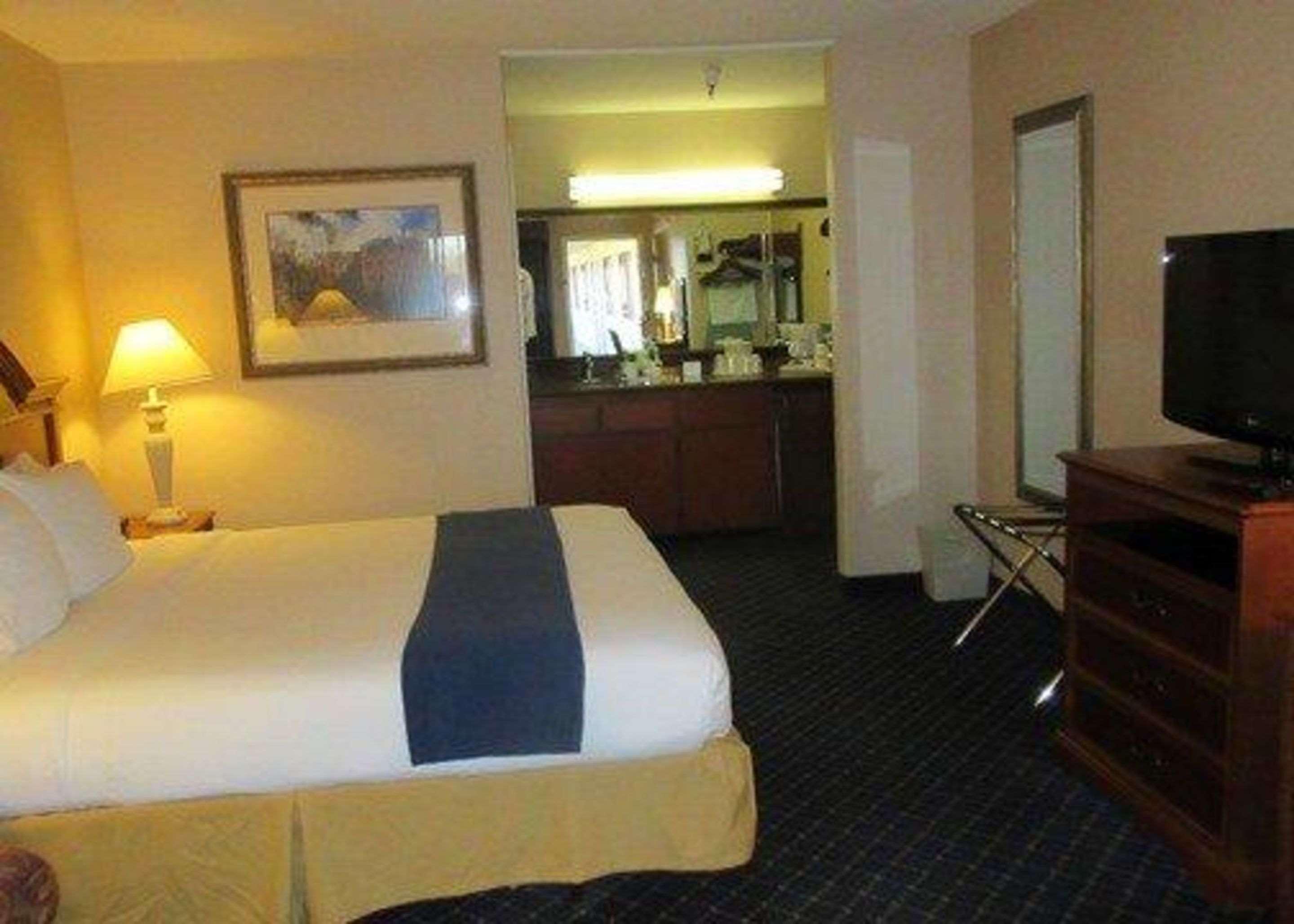 Spark By Hilton Santa Nella Luaran gambar